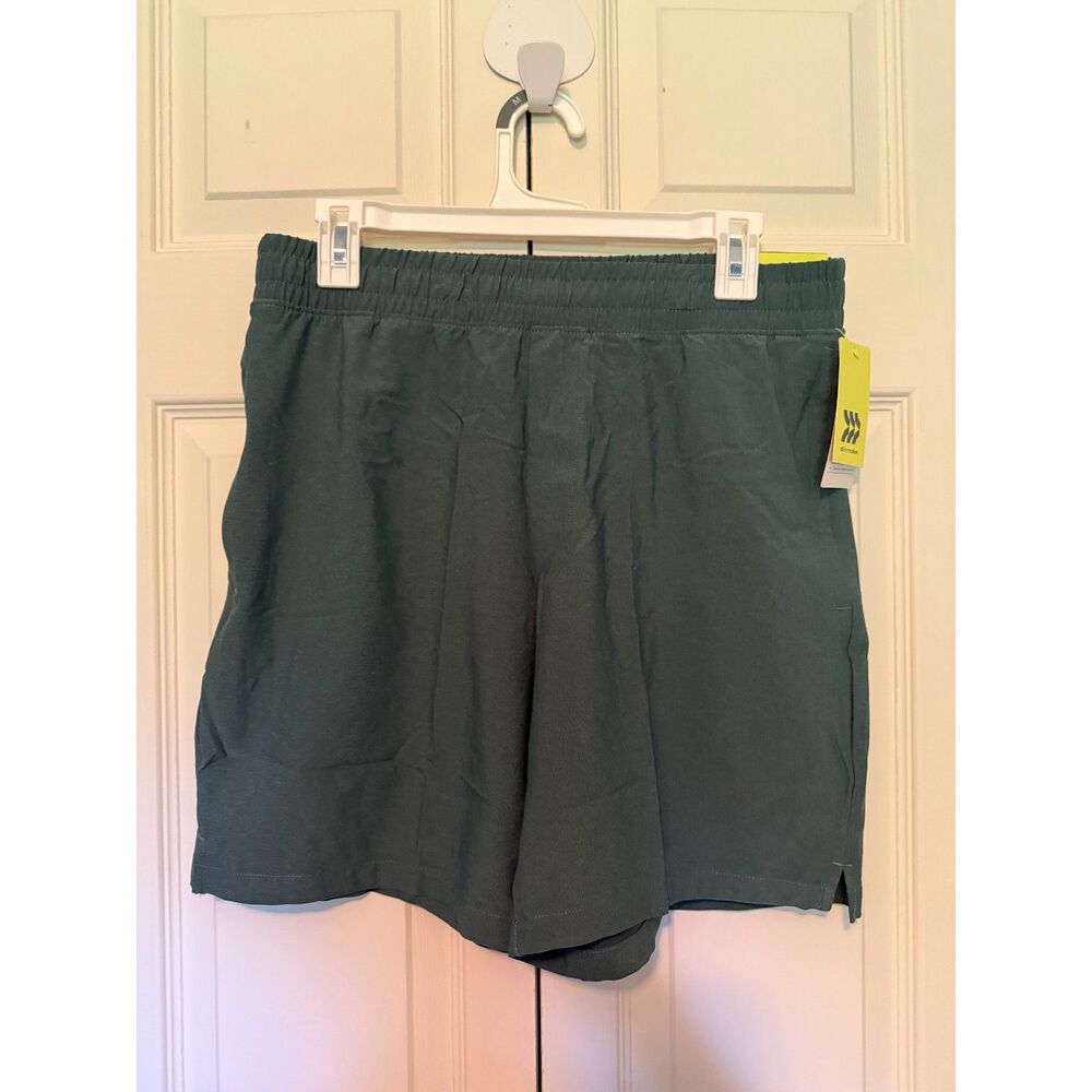 NWT All in Motion Mens Shorts